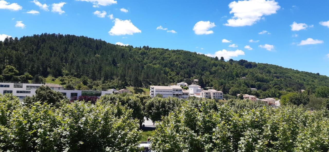 Cote Place Riez Eksteriør billede